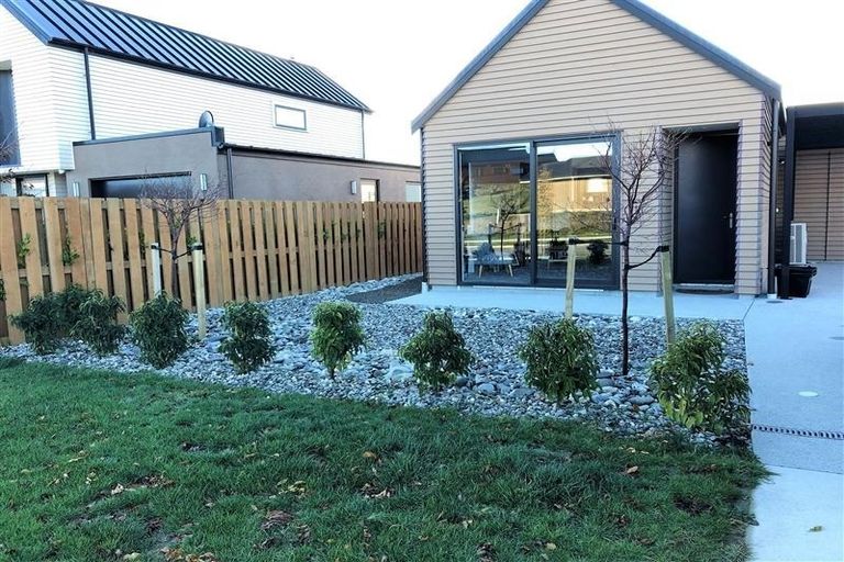 Photo of property in 50 Mount Linton Avenue, Wanaka, 9305