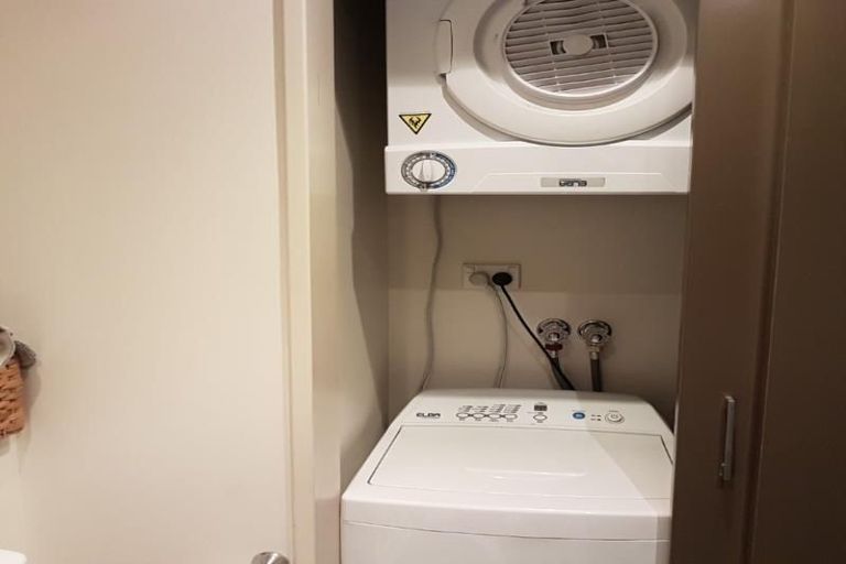 Photo of property in 189u4 Ohiro Road, Brooklyn, Wellington, 6021