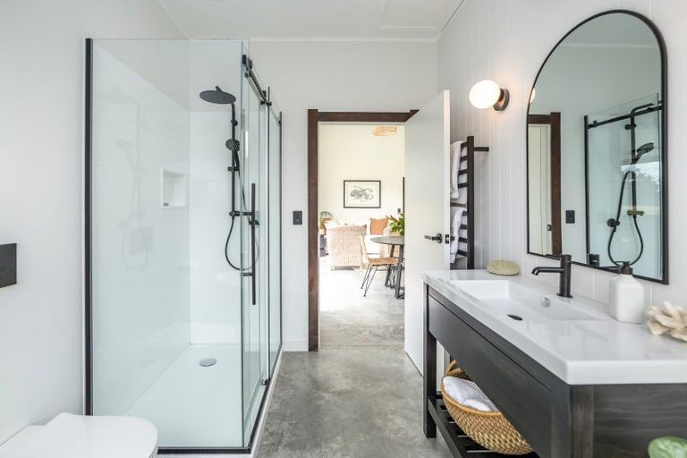 Photo of property in 26 Bucks Road, Tauwharenikau, Featherston, 5773