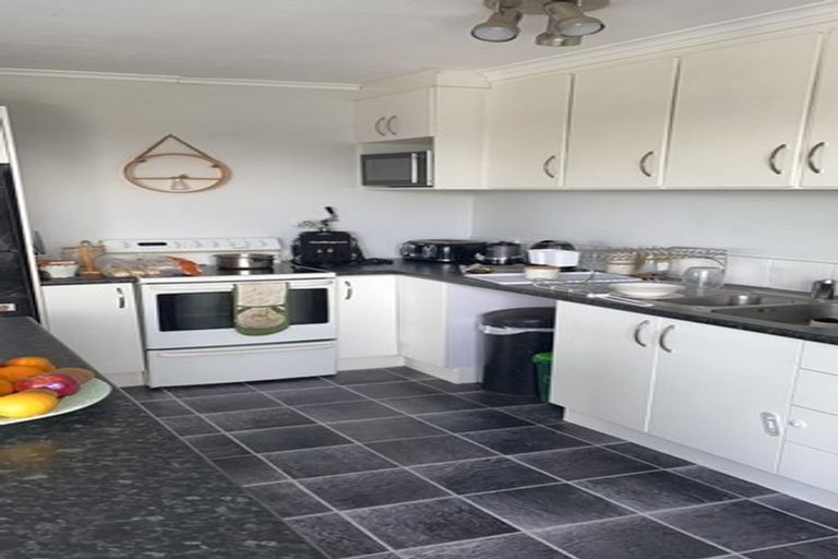 Photo of property in 1ra Ngapeke Road, Welcome Bay, Tauranga, 3175