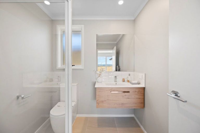 Photo of property in 16 Kohekohe Drive, Owhata, Rotorua, 3010