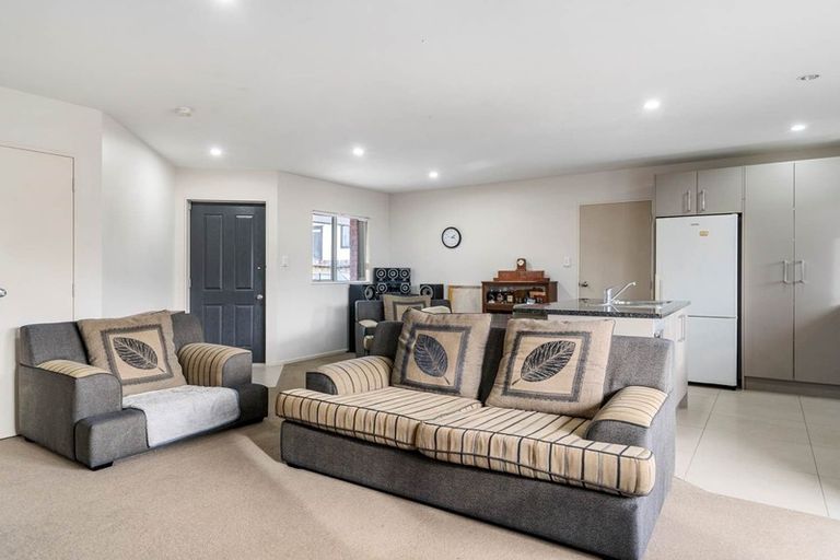 Photo of property in 19b James Street, Mangere East, Auckland, 2024