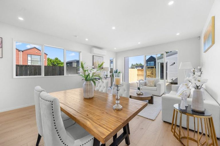 Photo of property in 111 Tributary Parade, Karaka, 2578