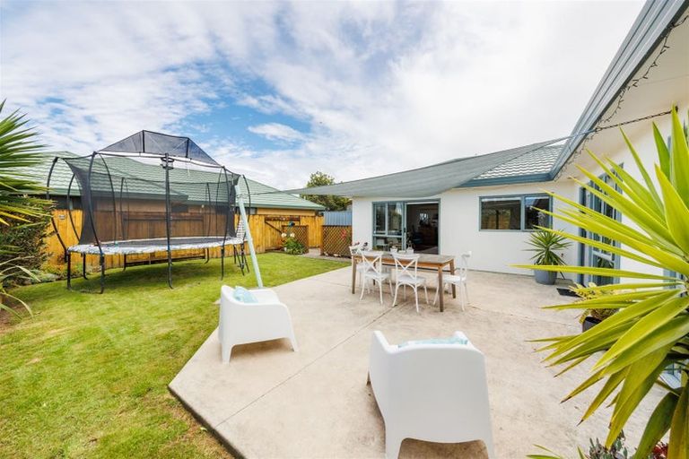 Photo of property in 106 Parnell Heights, Kelvin Grove, Palmerston North, 4414