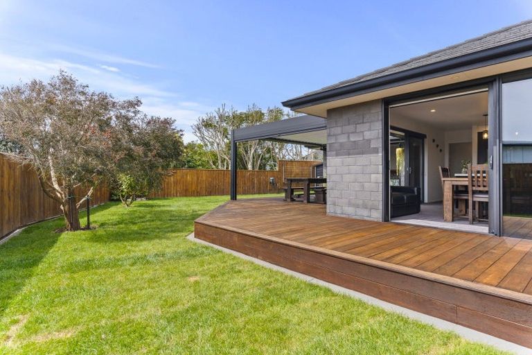 Photo of property in 52 Dillon Drive, Bell Block, New Plymouth, 4312