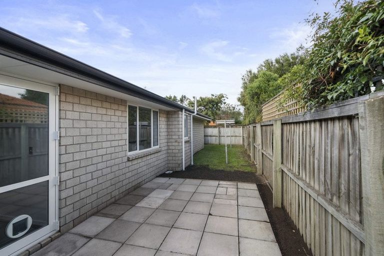 Photo of property in 14 Donovan Place, Aidanfield, Christchurch, 8025