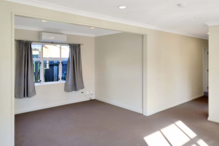 Photo of property in 84 Amohia Street, Paraparaumu, 5032