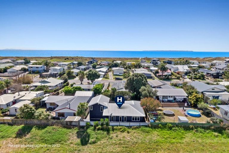 Photo of property in 42b Simpson Road, Papamoa Beach, Papamoa, 3118
