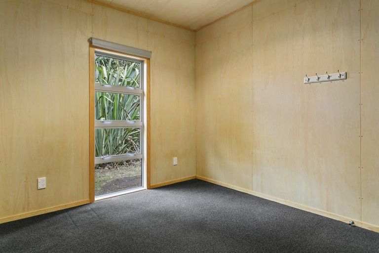 Photo of property in 69 Gillespie Place, Acacia Bay, Taupo, 3385