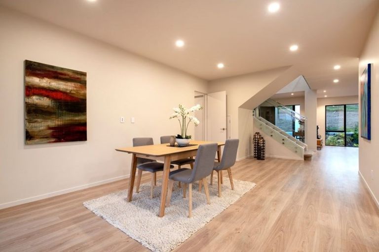 Photo of property in 3 Highway View Lane, Schnapper Rock, Auckland, 0632