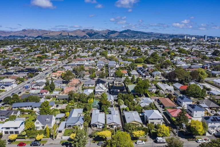 Photo of property in 32 Hendon Street, Edgeware, Christchurch, 8013