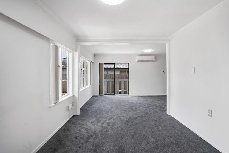 Photo of property in 58c Gloucester Road, Manurewa, Auckland, 2102