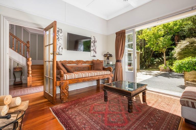 Photo of property in 45 Central Terrace, Kelburn, Wellington, 6012