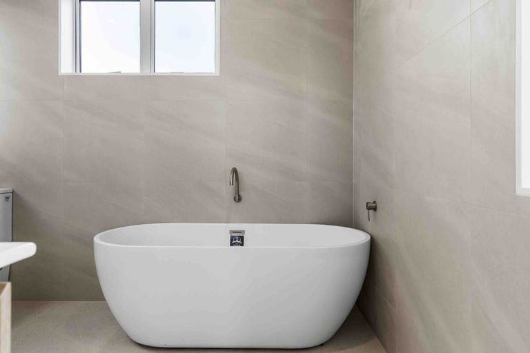 Photo of property in 1a Bernard Street, Papatoetoe, Auckland, 2025