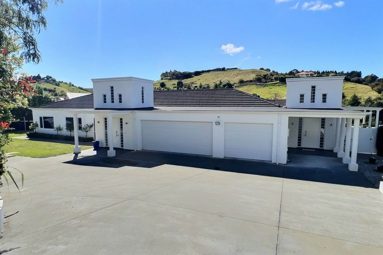 Photo of property in 115 Kent Terrace, Taradale, Napier, 4112
