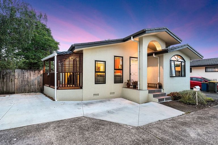 Photo of property in 19 Clover Drive, Henderson, Auckland, 0610