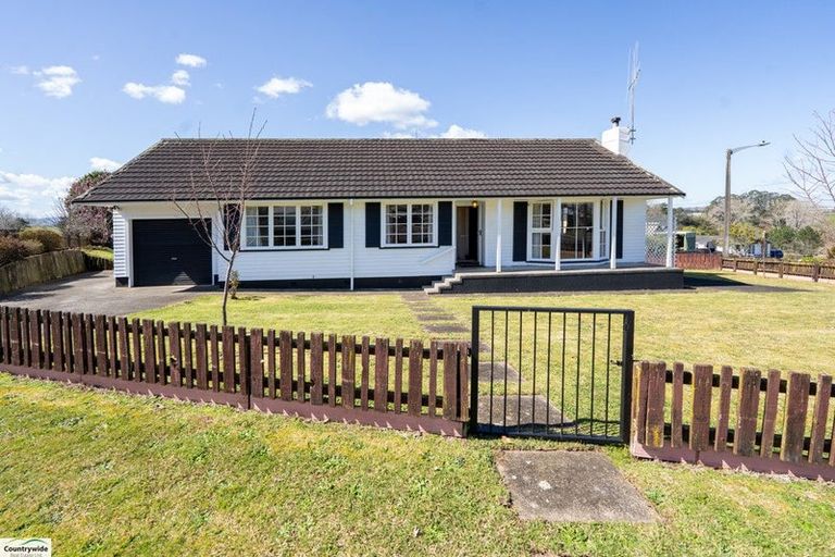 Photo of property in 16 Ruru Crescent, Putaruru, 3411