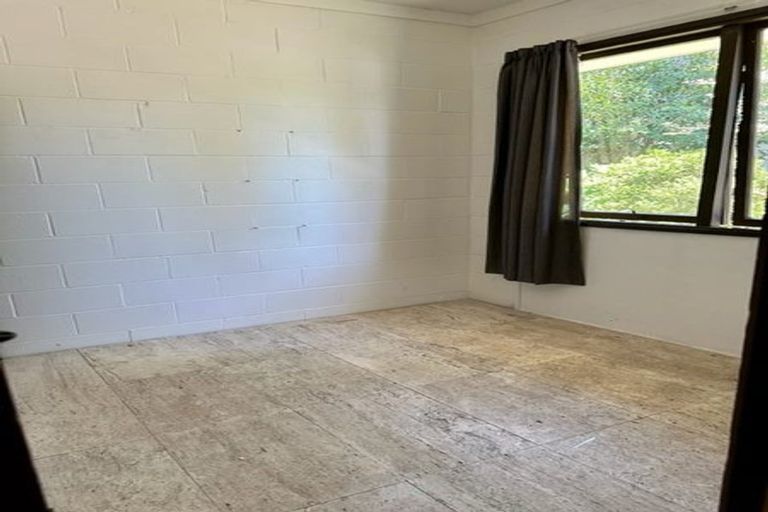 Photo of property in 6 Matanui Street, Northcote, Auckland, 0627