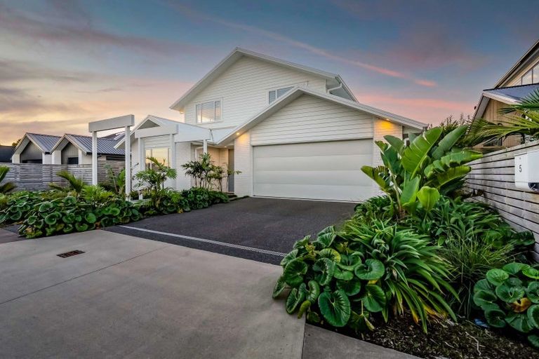 Photo of property in 4 Te Ara O Ngakeiha, Fitzroy, New Plymouth, 4312