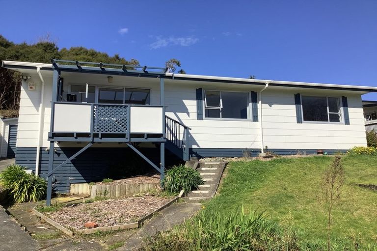 Photo of property in 16 Manurewa Grove, Wainuiomata, Lower Hutt, 5014