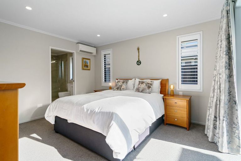 Photo of property in 33 Rose Leigh Drive, Cambridge, 3434