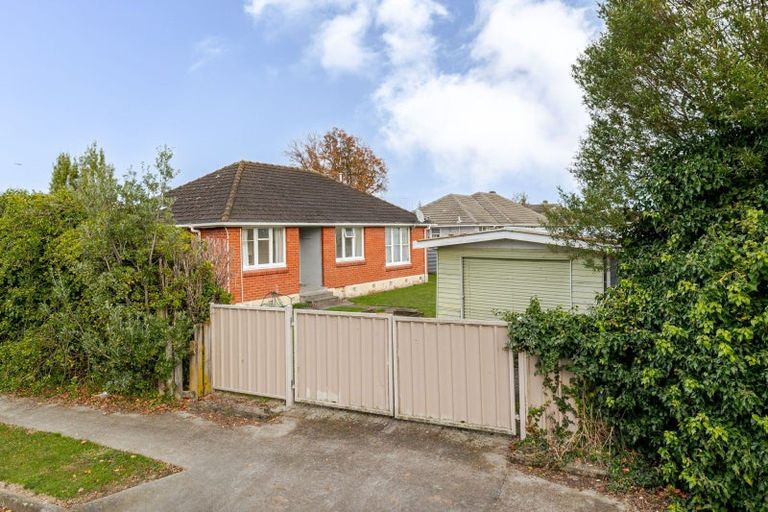 Photo of property in 29 Brighton Crescent, Highbury, Palmerston North, 4412