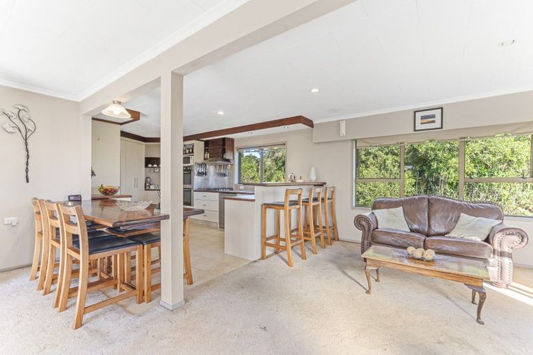 Photo of property in 10b Hickford Place, Okato, 4335