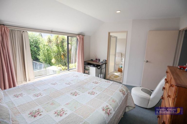 Photo of property in 3/90 Picton Avenue, Riccarton, Christchurch, 8011