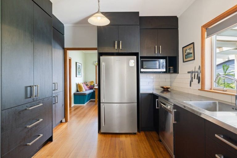 Photo of property in 8 Naylor Street, Hamilton East, Hamilton, 3216