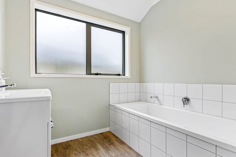 Photo of property in 23 Lewis Crescent, Rolleston, 7614