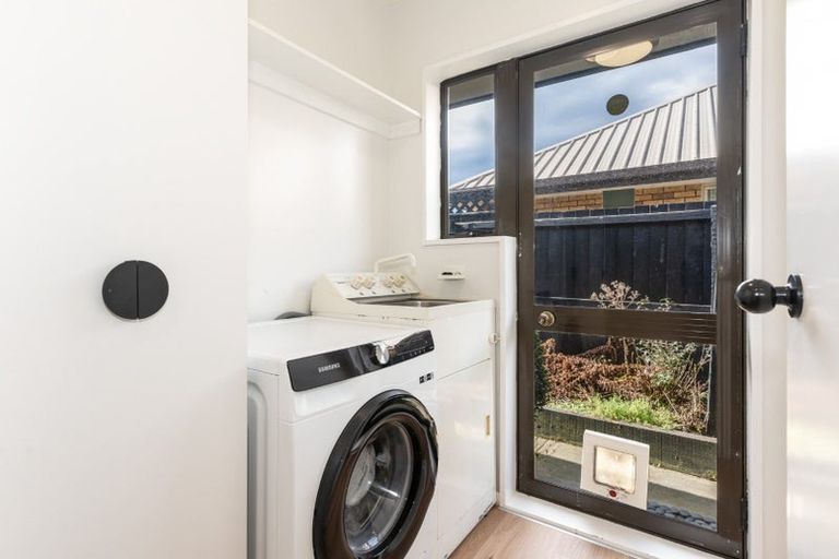Photo of property in 16b Beauford Place, Parklands, Christchurch, 8083