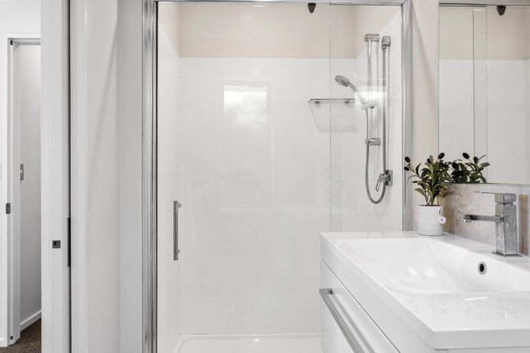 Photo of property in 7 Ronaldson Lane, Wigram, Christchurch, 8042