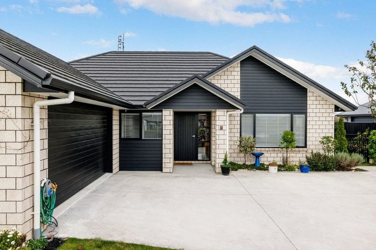 Photo of property in 46 Norfolk Drive, Cambridge, 3434