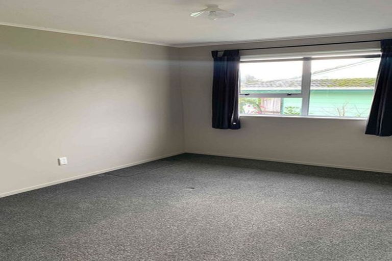 Photo of property in 25 Nassau Avenue, Grenada North, Wellington, 5028