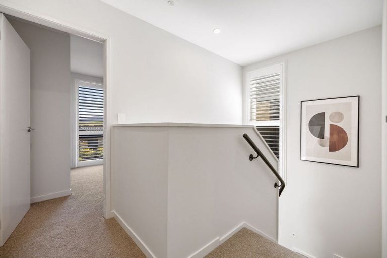 Photo of property in 9 Mulholland Drive, Jacks Point, 9371