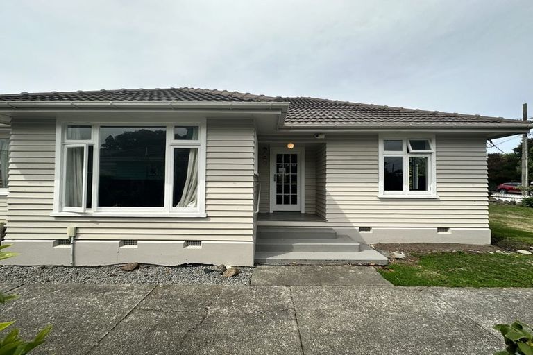 Photo of property in 10 English Street, Sockburn, Christchurch, 8042