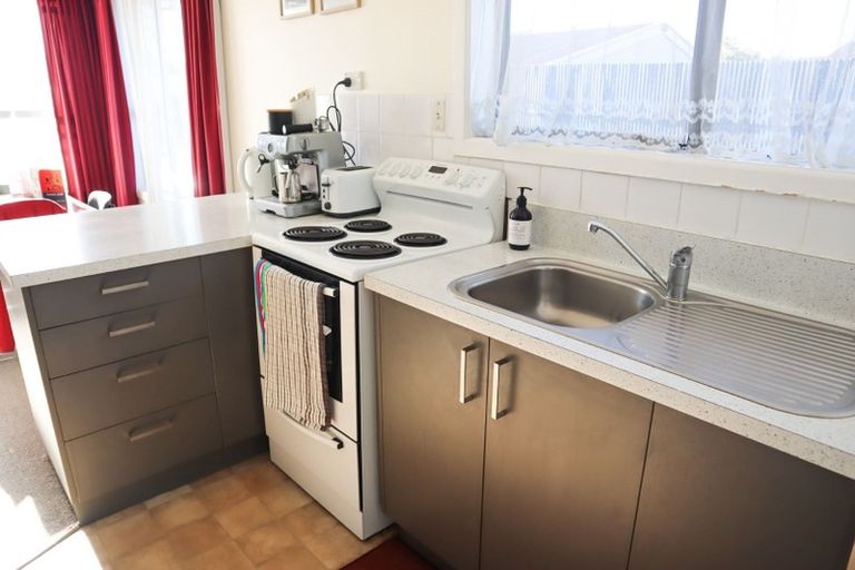 Photo of property in 3 Waitohi Street, Hornby, Christchurch, 8042