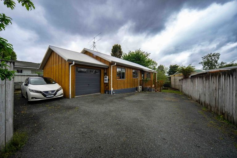 Photo of property in 29a Barrie Crescent, Silverdale, Hamilton, 3216