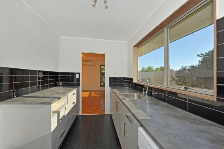 Photo of property in 2/48 Linwood Avenue, Linwood, Christchurch, 8011