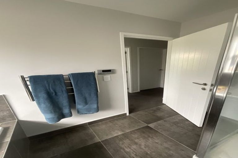 Photo of property in 12 Lamborn Drive, Papakura, 2110