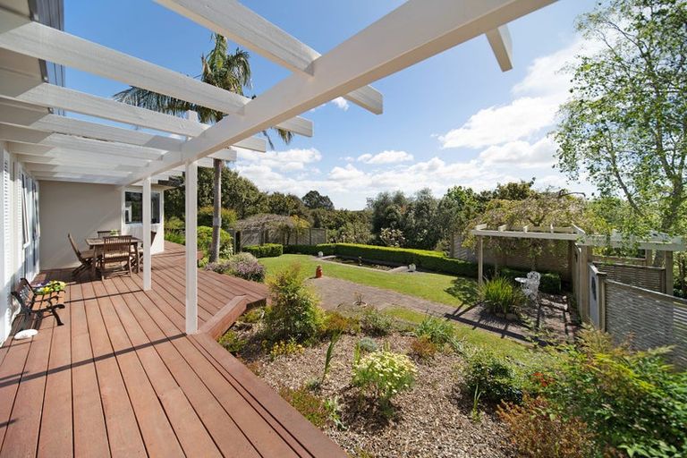 Photo of property in 39 Ohiwa Road, Papakura, 2582