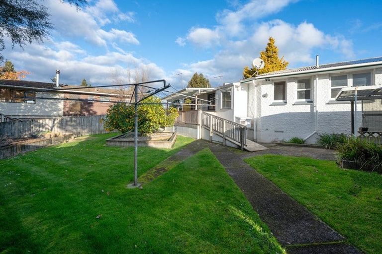 Photo of property in 2 Hector Place, Sunnybrook, Rotorua, 3015