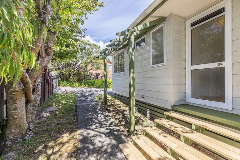 Photo of property in 21a Omapere Street, Whitby, Porirua, 5024