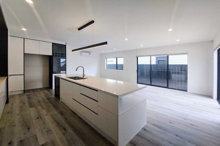 Photo of property in 4 Croatia Avenue, Huapai, Kumeu, 0810