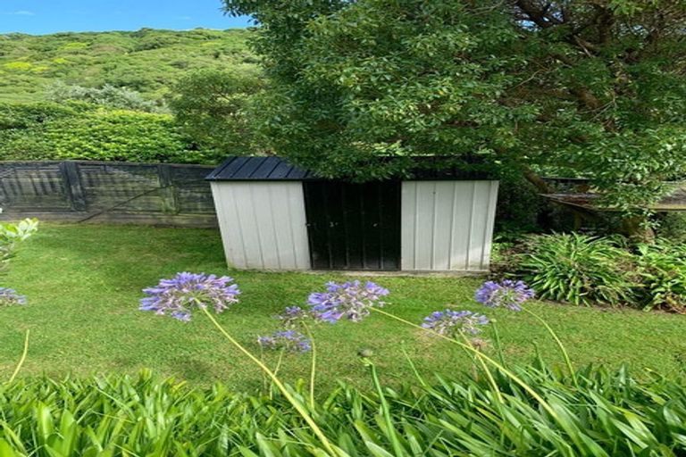Photo of property in 110 Tireti Road, Titahi Bay, Porirua, 5022