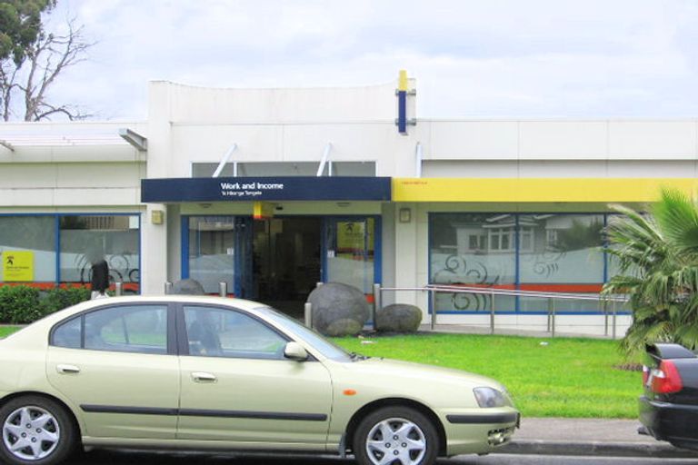 Photo of property in 3a/12 Selwyn Road, Cockle Bay, Auckland, 2014
