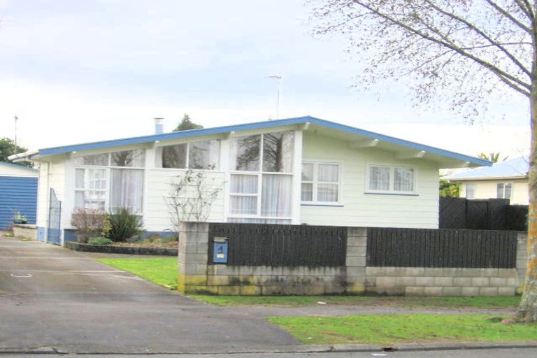 Photo of property in 4 Grange Avenue, Nawton, Hamilton, 3200