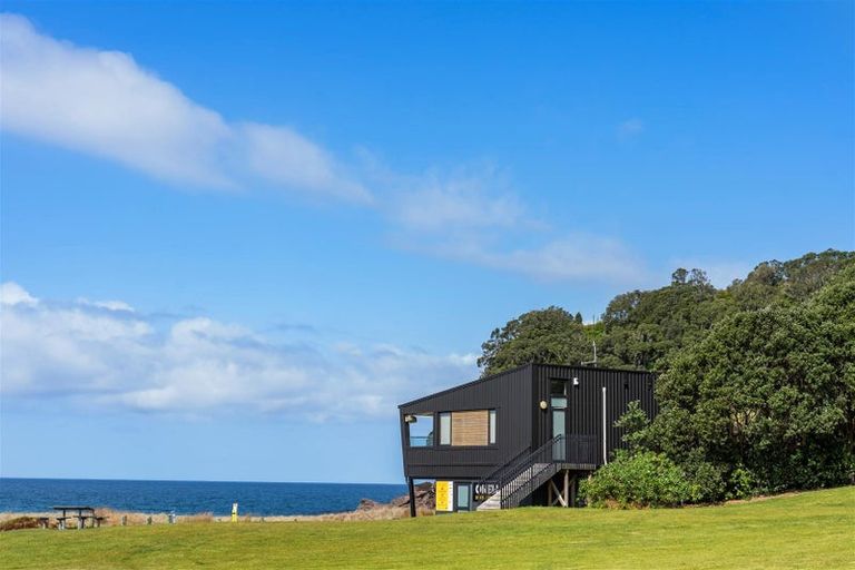 Photo of property in 164 Bambury Place, Onemana, Whangamata, 3691