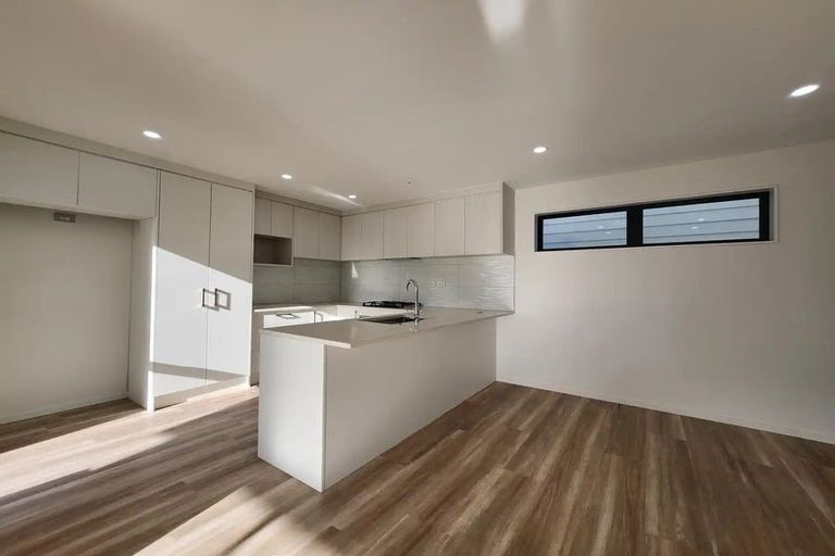 Photo of property in 60 Heybridge Street, Manurewa, Auckland, 2102