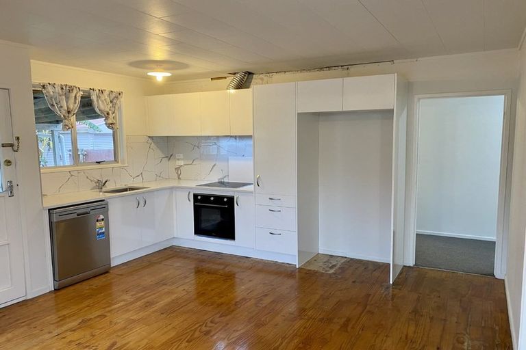 Photo of property in 69 Wordsworth Road, Manurewa, Auckland, 2102